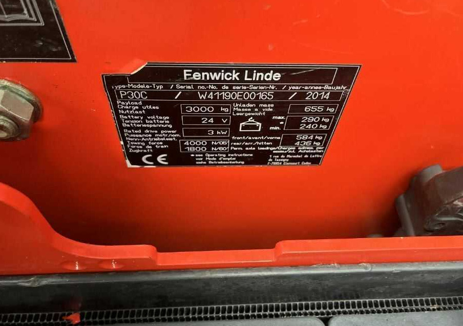 Linde P30C - Elektrický tahač: obrázek 4 Linde P30C - Elektrický tahač: obrázek 4
