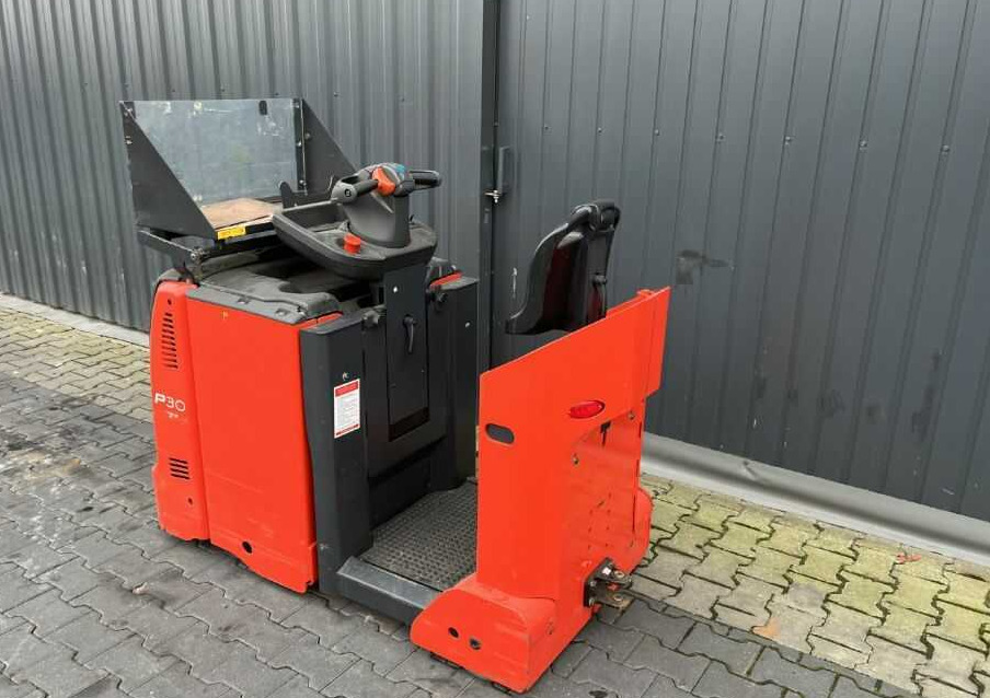 Linde P30C - Elektrický tahač: obrázek 3 Linde P30C - Elektrický tahač: obrázek 3