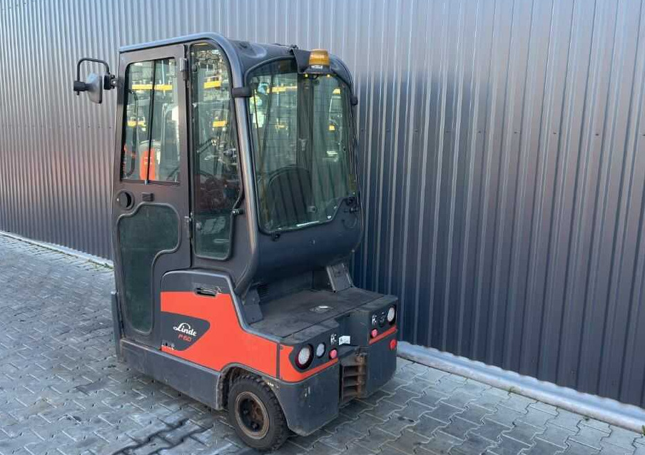 Linde P60 - Elektrický tahač: obrázek 3 Linde P60 - Elektrický tahač: obrázek 3