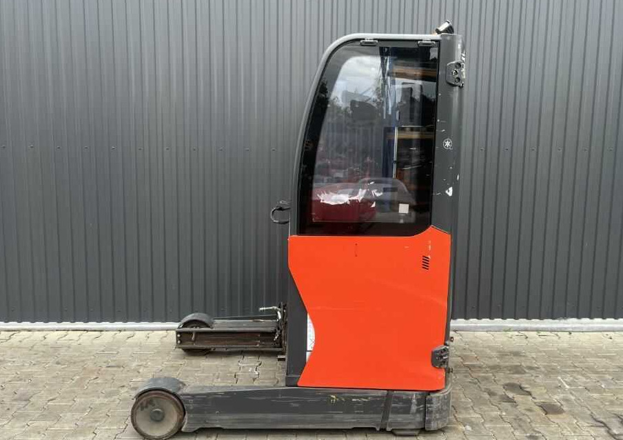 Linde R14-01 - Retrak: obrázek 2 Linde R14-01 - Retrak: obrázek 2