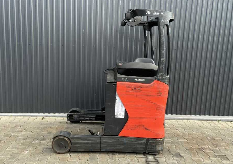 Linde R14-01 - Retrak: obrázek 2 Linde R14-01 - Retrak: obrázek 2