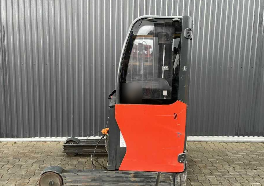 Linde R16HD-01 - Retrak: obrázek 2 Linde R16HD-01 - Retrak: obrázek 2