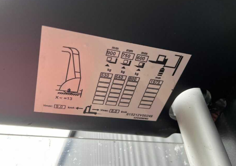 Linde V10-02 - Vychystávací vozík: obrázek 5 Linde V10-02 - Vychystávací vozík: obrázek 5