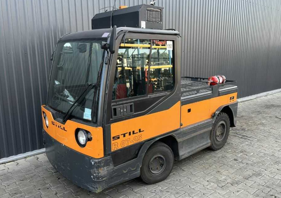 Still R07-25 - Elektrický tahač: obrázek 1 Still R07-25 - Elektrický tahač: obrázek 1