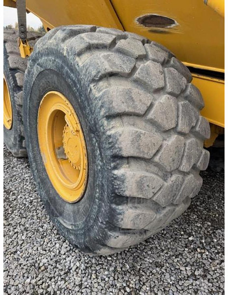 BELL B30E - Jednoosý traktor: obrázek 3 BELL B30E - Jednoosý traktor: obrázek 3