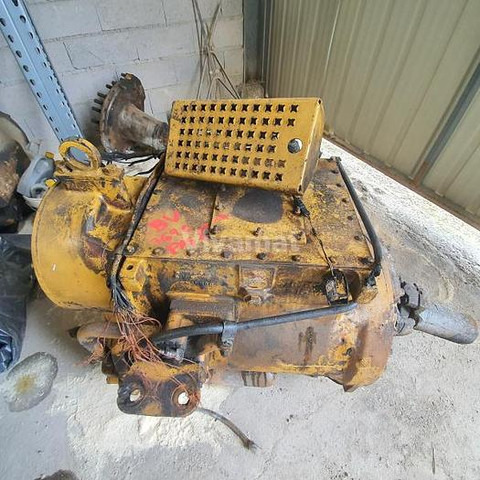 Dampr Caterpillar 769D -: obrázek 9