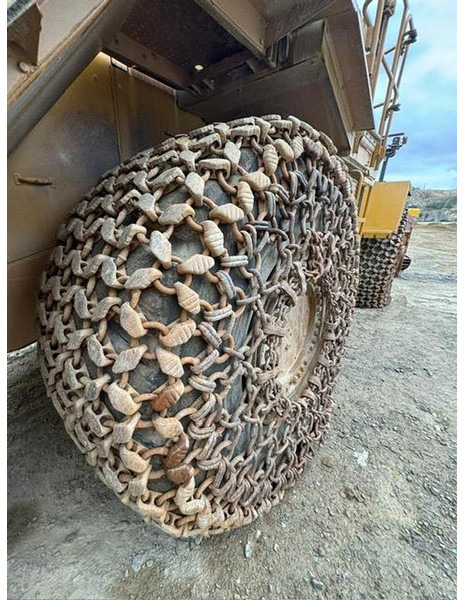 Nakladač Caterpillar 988H -: obrázek 7