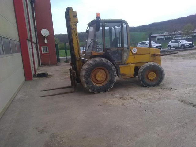 JCB 930 - Vysokozdvižný vozík: obrázek 2 JCB 930 - Vysokozdvižný vozík: obrázek 2