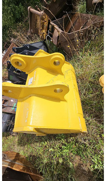 Komatsu PC200 - Lžíce: obrázek 4 Komatsu PC200 - Lžíce: obrázek 4