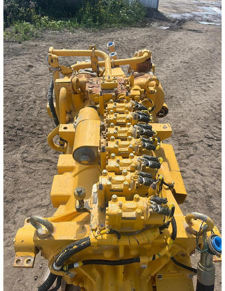 Komatsu SAA6D140E-2 Komatsu engine HD325 - Motor: obrázek 4 Komatsu SAA6D140E-2 Komatsu engine HD325 - Motor: obrázek 4