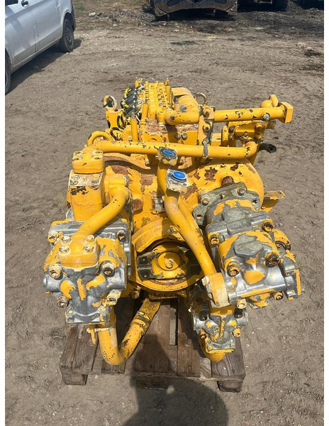 Komatsu SAA6D140E-2 Komatsu engine HD325 - Motor: obrázek 2 Komatsu SAA6D140E-2 Komatsu engine HD325 - Motor: obrázek 2