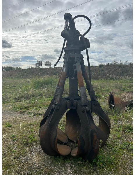 Liebherr 30t - Drapák: obrázek 2 Liebherr 30t - Drapák: obrázek 2