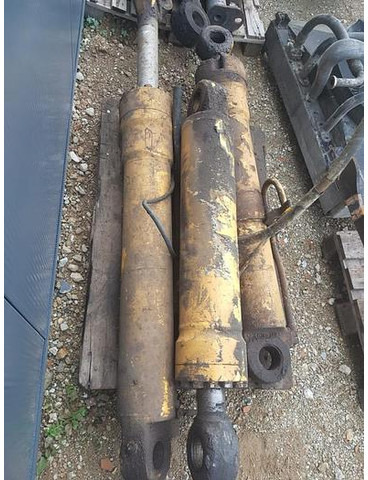 Liebherr A914 - Blok válců: obrázek 1 Liebherr A914 - Blok válců: obrázek 1