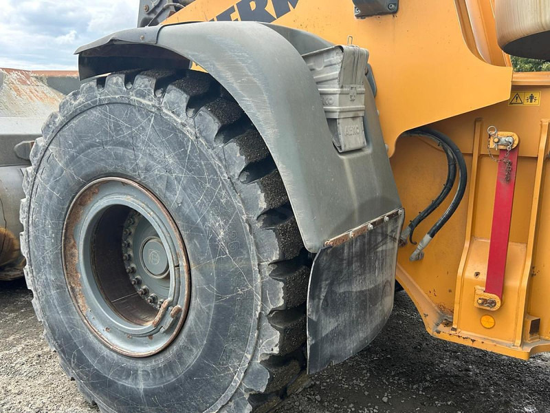 Liebherr L580 - Nakladač: obrázek 5 Liebherr L580 - Nakladač: obrázek 5