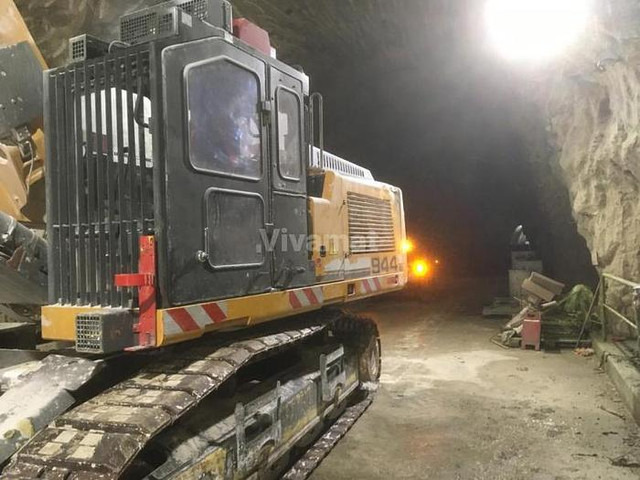 Liebherr R 944 C - Pásové rýpadlo: obrázek 4 Liebherr R 944 C - Pásové rýpadlo: obrázek 4