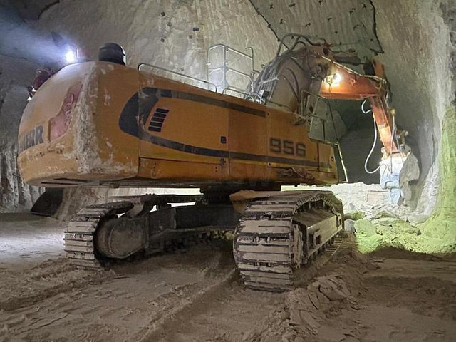 Liebherr R956HD - Rýpadlo: obrázek 1 Liebherr R956HD - Rýpadlo: obrázek 1