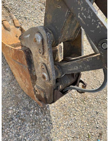 Mecalac 6MCR - Pásové rýpadlo: obrázek 5 Mecalac 6MCR - Pásové rýpadlo: obrázek 5