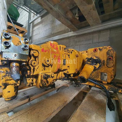 Liebherr 922 - Náhradní díly: obrázek 2 Liebherr 922 - Náhradní díly: obrázek 2