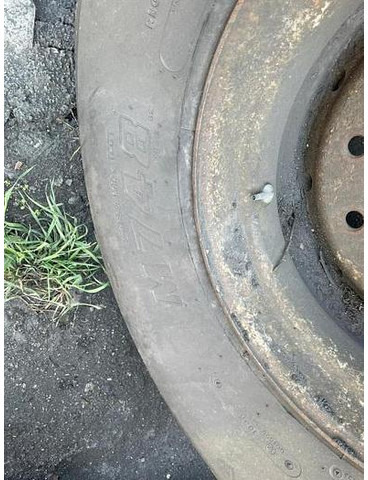 ROUE BRIDGESTONE 65R22.5 M748 - Pneumatiky a ráfky: obrázek 5 ROUE BRIDGESTONE 65R22.5 M748 - Pneumatiky a ráfky: obrázek 5