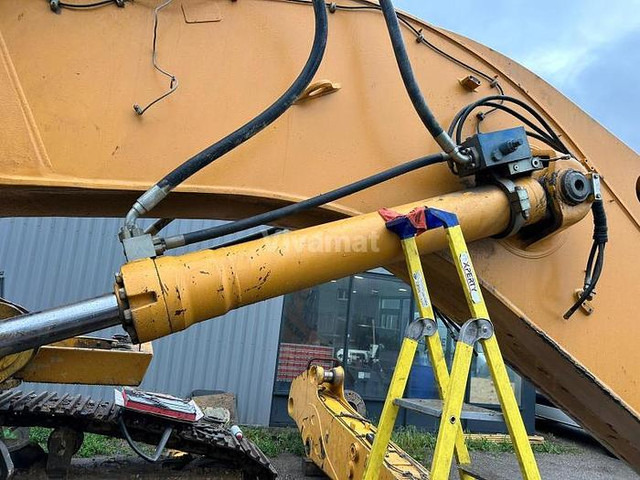 Liebherr R954CHD - Stavební technika: obrázek 5 Liebherr R954CHD - Stavební technika: obrázek 5