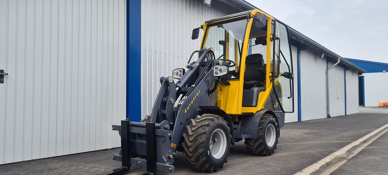 Eurotrac W11 Radlader Hoflader - Kloubový nakladač: obrázek 3 Eurotrac W11 Radlader Hoflader - Kloubový nakladač: obrázek 3