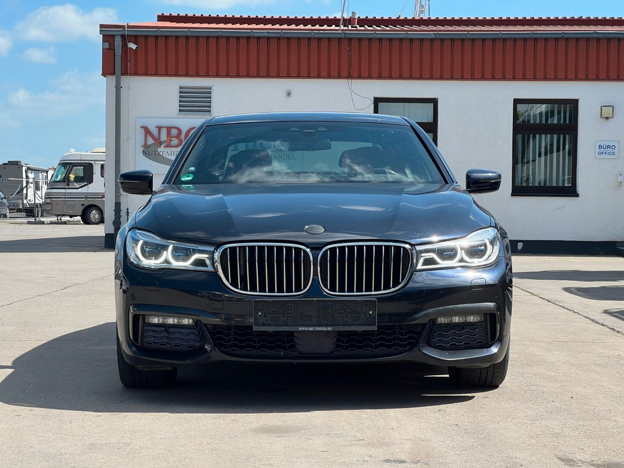 BMW 740D*xDrive*ACC* MASSAGE *STANDHE *LUFT*M PAKET BMW 740D*xDrive*ACC* MASSAGE *STANDHE *LUFT*M PAKET - Sedan: obrázek 2 BMW 740D*xDrive*ACC* MASSAGE *STANDHE *LUFT*M PAKET BMW 740D*xDrive*ACC* MASSAGE *STANDHE *LUFT*M PAKET - Sedan: obrázek 2