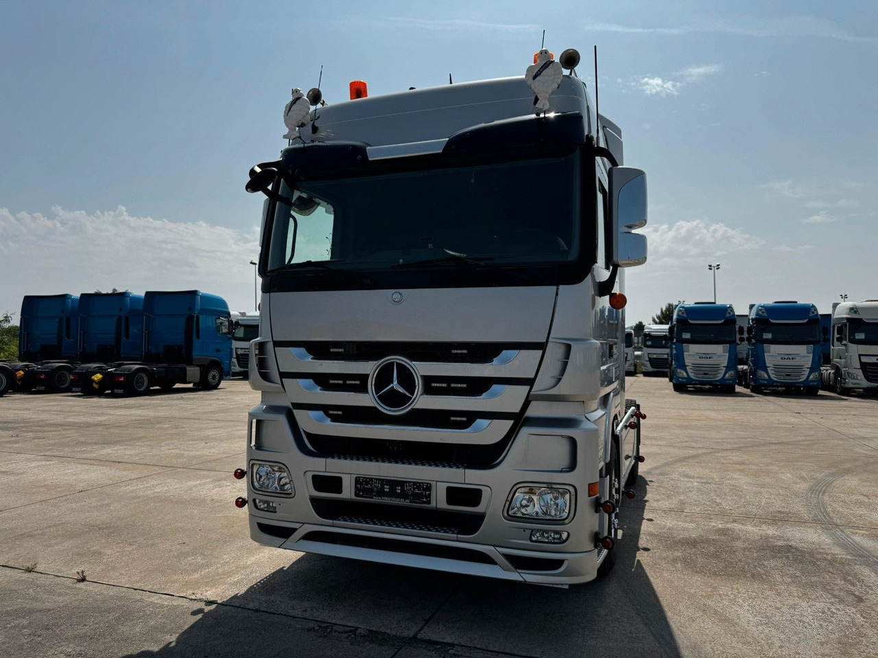 Mercedes-Benz ACTROS 1846 * AUTOMATIK * TOP * NEUE REIFEN - Tahač: obrázek 2 Mercedes-Benz ACTROS 1846 * AUTOMATIK * TOP * NEUE REIFEN - Tahač: obrázek 2