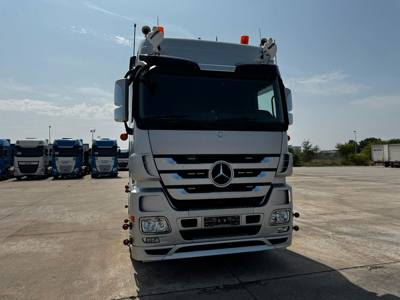 Mercedes-Benz ACTROS 1846 * AUTOMATIK * TOP * NEUE REIFEN - Tahač: obrázek 4 Mercedes-Benz ACTROS 1846 * AUTOMATIK * TOP * NEUE REIFEN - Tahač: obrázek 4