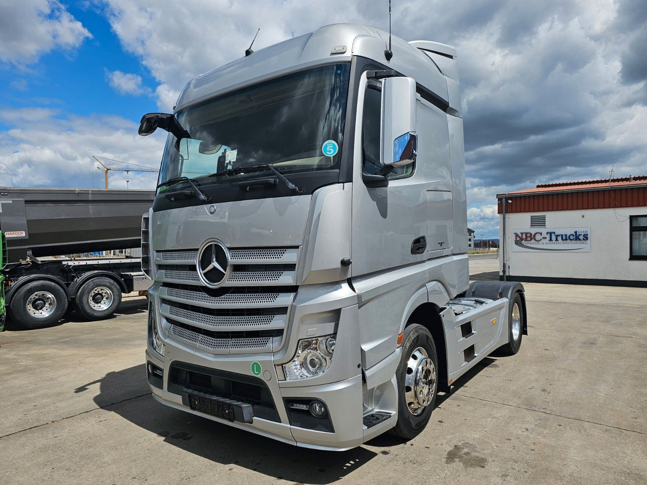 Mercedes-Benz ACTROS 1851 * 2X VORHANDEN * ACC * STANDH. *EUR5 - Tahač: obrázek 1 Mercedes-Benz ACTROS 1851 * 2X VORHANDEN * ACC * STANDH. *EUR5 - Tahač: obrázek 1