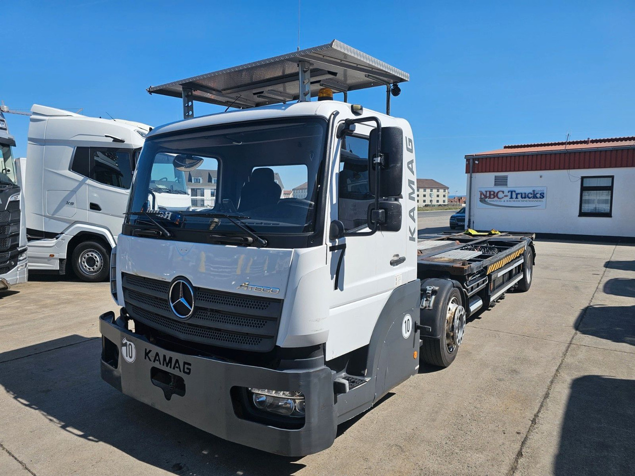 Mercedes-Benz KAMAG * WBH25 * UMSETZER * KLIMA * STANDHEIZ. * - Tahač: obrázek 1 Mercedes-Benz KAMAG * WBH25 * UMSETZER * KLIMA * STANDHEIZ. * - Tahač: obrázek 1