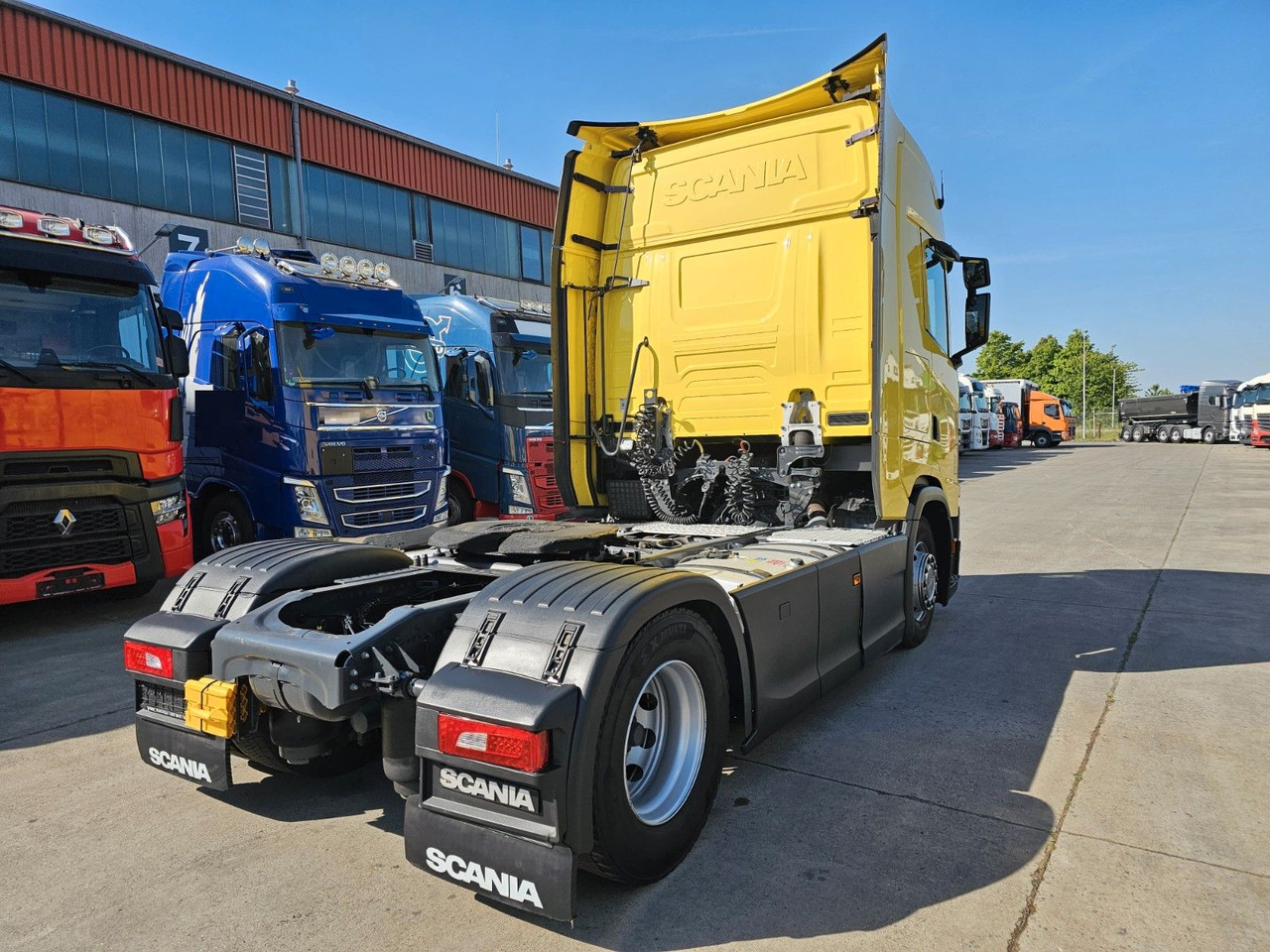 Scania S450 *RETARDER*2xTANK*ACC*TV*MIKROWELLE*2X VORHA - Tahač: obrázek 5 Scania S450 *RETARDER*2xTANK*ACC*TV*MIKROWELLE*2X VORHA - Tahač: obrázek 5