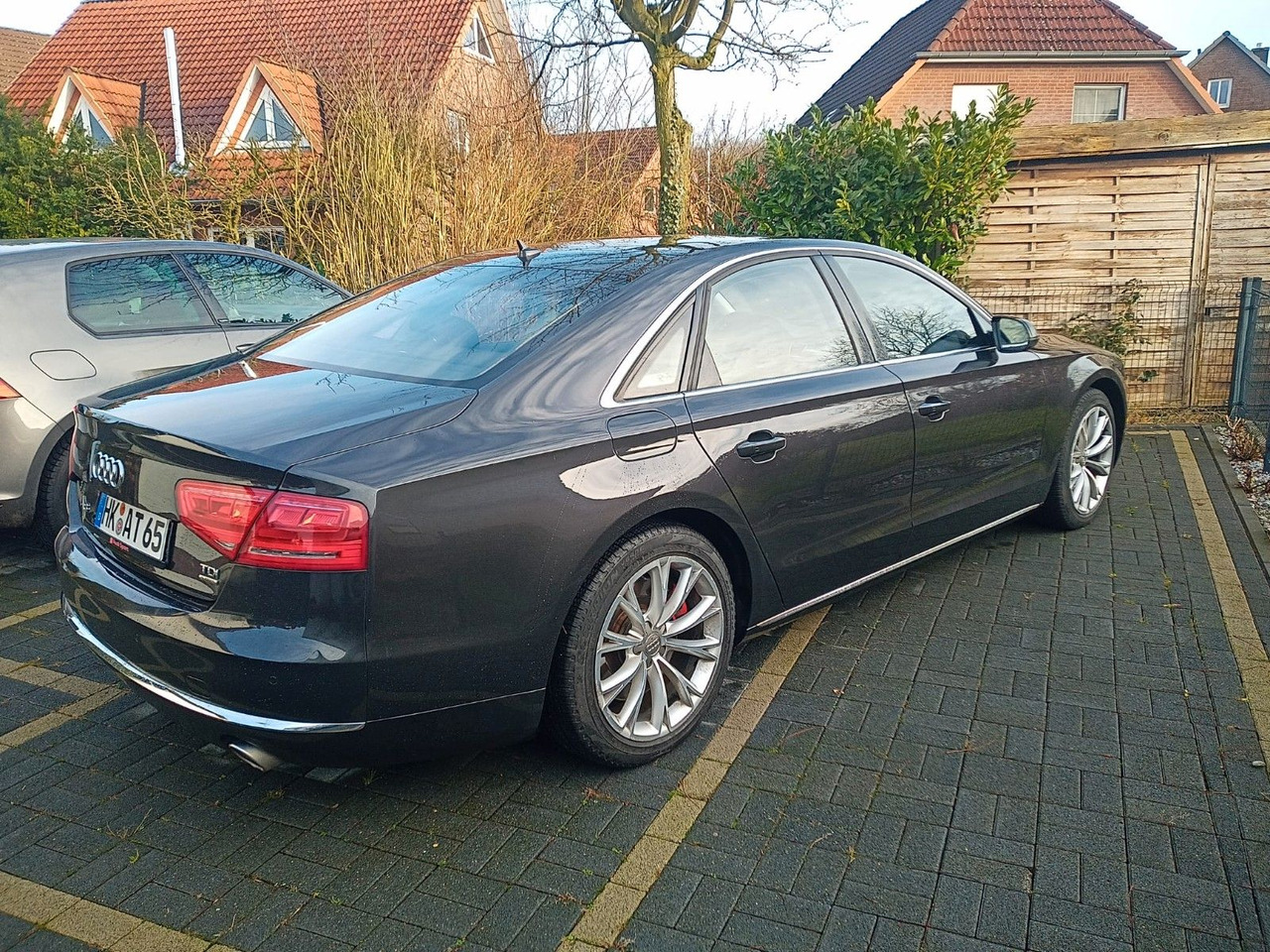Audi A8 4.2 TDI tiptronic quattro - Sedan: obrázek 2 Audi A8 4.2 TDI tiptronic quattro - Sedan: obrázek 2