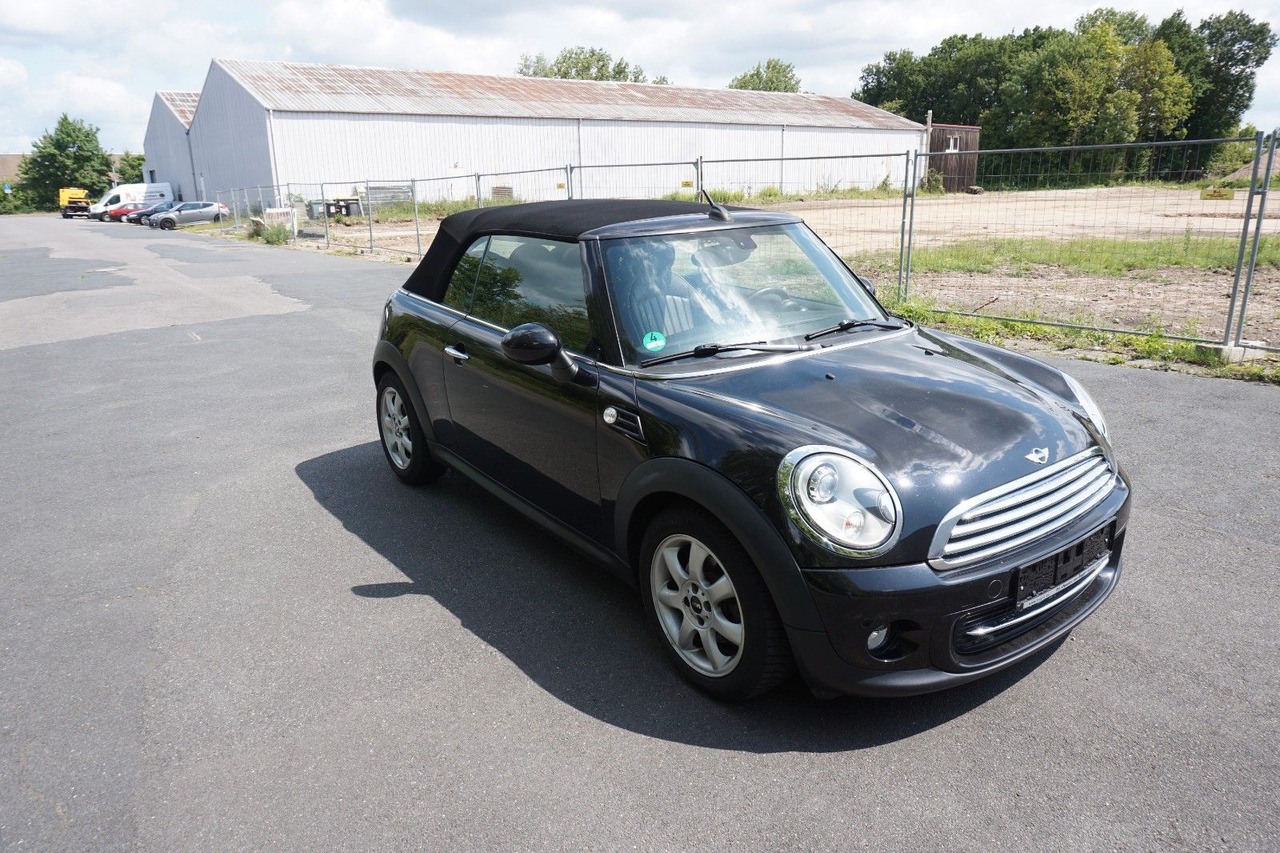 MINI Cooper Cabrio/ Leder - Osobní auto: obrázek 2 MINI Cooper Cabrio/ Leder - Osobní auto: obrázek 2