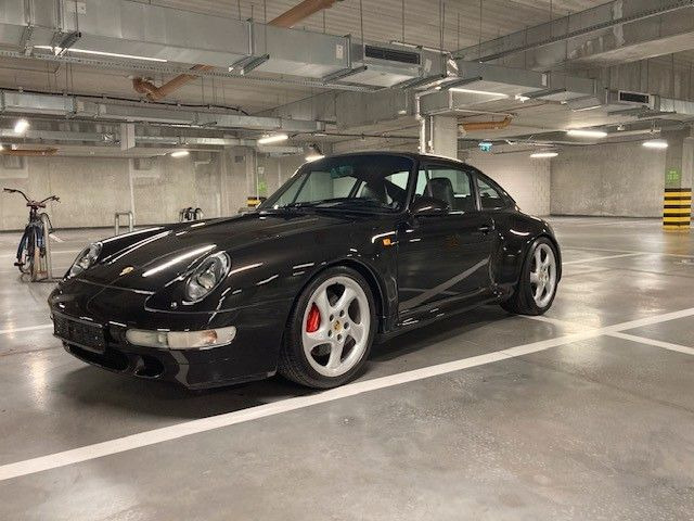 Porsche 993 4S - Coupe: obrázek 4 Porsche 993 4S - Coupe: obrázek 4