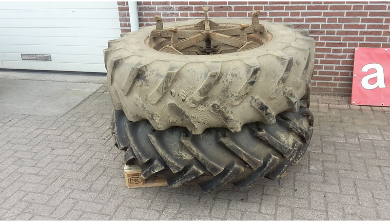 Dubbellucht 34 inch - Pneumatiky a ráfky: obrázek 1 Dubbellucht 34 inch - Pneumatiky a ráfky: obrázek 1