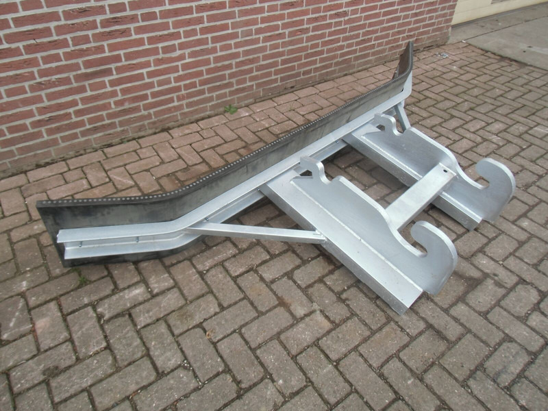 N4610, Rubberschuif CW 2/3 - Stroj na obdělávání půdy: obrázek 2 N4610, Rubberschuif CW 2/3 - Stroj na obdělávání půdy: obrázek 2