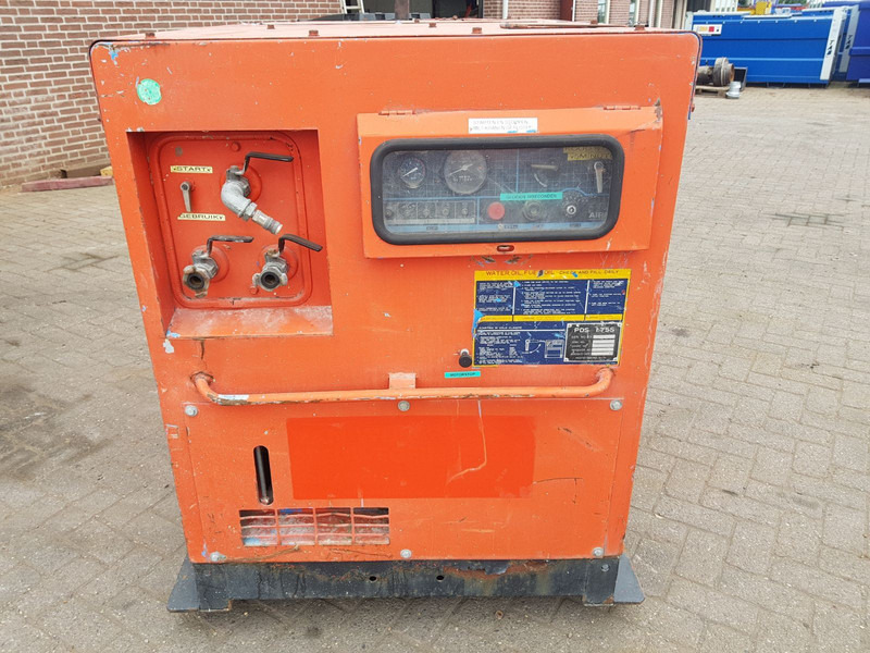 Schroef compressor - Mobilní kompresor: obrázek 2 Schroef compressor - Mobilní kompresor: obrázek 2