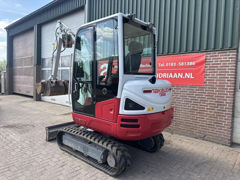Takeuchi Kraan TB230 - Gebruikt - Mini rýpadlo: obrázek 2 Takeuchi Kraan TB230 - Gebruikt - Mini rýpadlo: obrázek 2