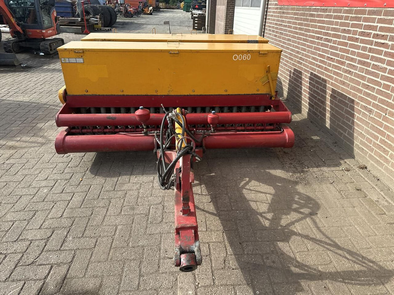 Vredo Doorzaaimachine 2050 - Gebruikt - Secí/ Sázecí stroj: obrázek 5 Vredo Doorzaaimachine 2050 - Gebruikt - Secí/ Sázecí stroj: obrázek 5