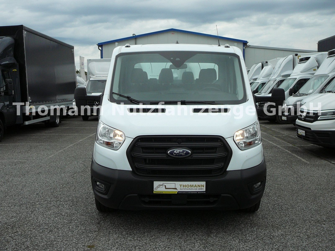 Ford Transit Pritsche Doppelkabine Ford Transit Pritsche Doppelkabine - Dodávka valník: obrázek 3 Ford Transit Pritsche Doppelkabine Ford Transit Pritsche Doppelkabine - Dodávka valník: obrázek 3