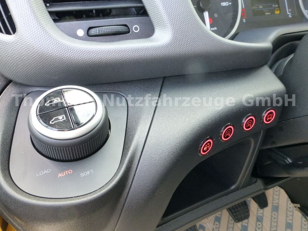 Nový Odtahovka, Dodávka Iveco DAILY 70C18 DoKa Schiebeplateau Luftfed Navi: obrázek 35