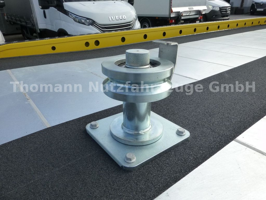 Nový Odtahovka, Dodávka Iveco DAILY 70C18 DoKa Schiebeplateau Luftfed Navi: obrázek 19