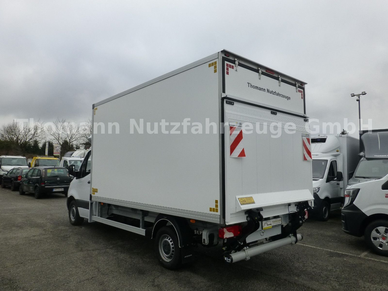Mercedes-Benz Sprinter 317 CDI Kühlkoffer Xarios 300 LBW - Chladící dodávka: obrázek 4 Mercedes-Benz Sprinter 317 CDI Kühlkoffer Xarios 300 LBW - Chladící dodávka: obrázek 4