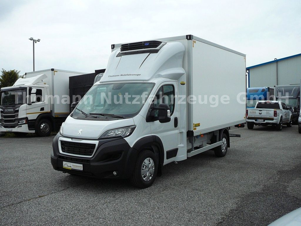 Peugeot Boxer Kühlkoffer Xarios 300 GH LBW Peugeot Boxer Kühlkoffer Xarios 300 GH LBW - Chladící dodávka: obrázek 2 Peugeot Boxer Kühlkoffer Xarios 300 GH LBW Peugeot Boxer Kühlkoffer Xarios 300 GH LBW - Chladící dodávka: obrázek 2