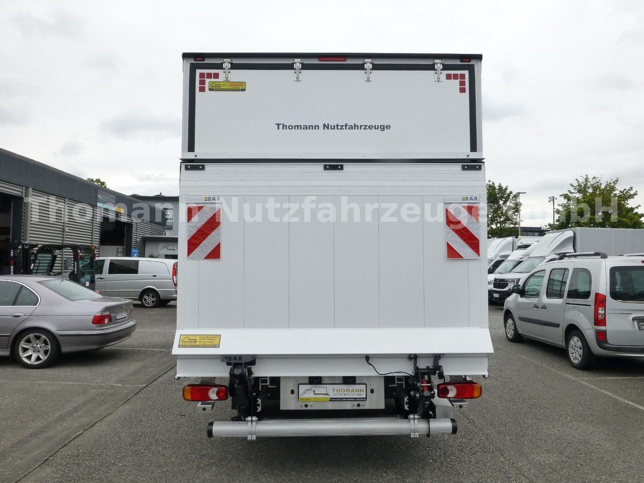 Dodávka skřín Renault NEW Master 2025 Koffer mit BÄR Ladebordwand: obrázek 7