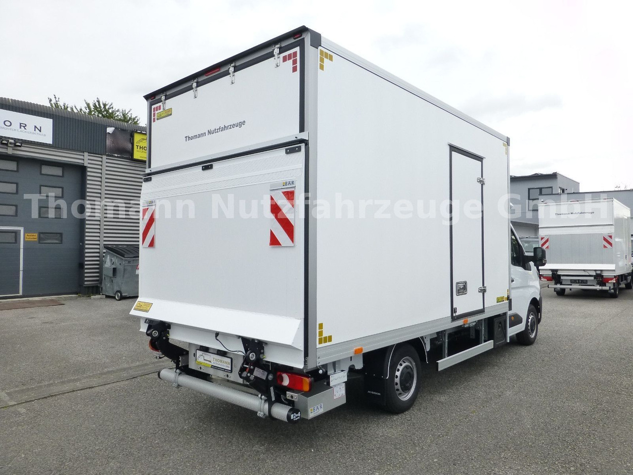 Dodávka skřín Renault NEW Master 2025 Koffer mit BÄR Ladebordwand: obrázek 6