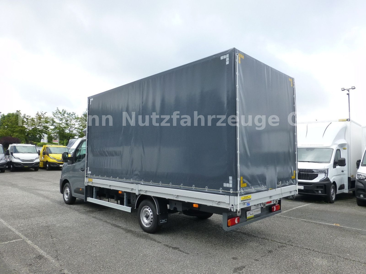 Renault NEW Master Pritsche Plane Premium 2025 - Plachtová dodávka: obrázek 5 Renault NEW Master Pritsche Plane Premium 2025 - Plachtová dodávka: obrázek 5