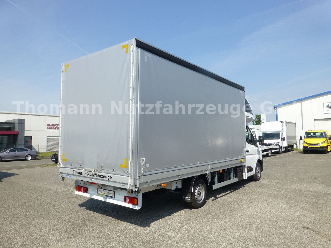 Renault NEW Master Pritsche Plane Schlafkabine - Plachtová dodávka: obrázek 5 Renault NEW Master Pritsche Plane Schlafkabine - Plachtová dodávka: obrázek 5