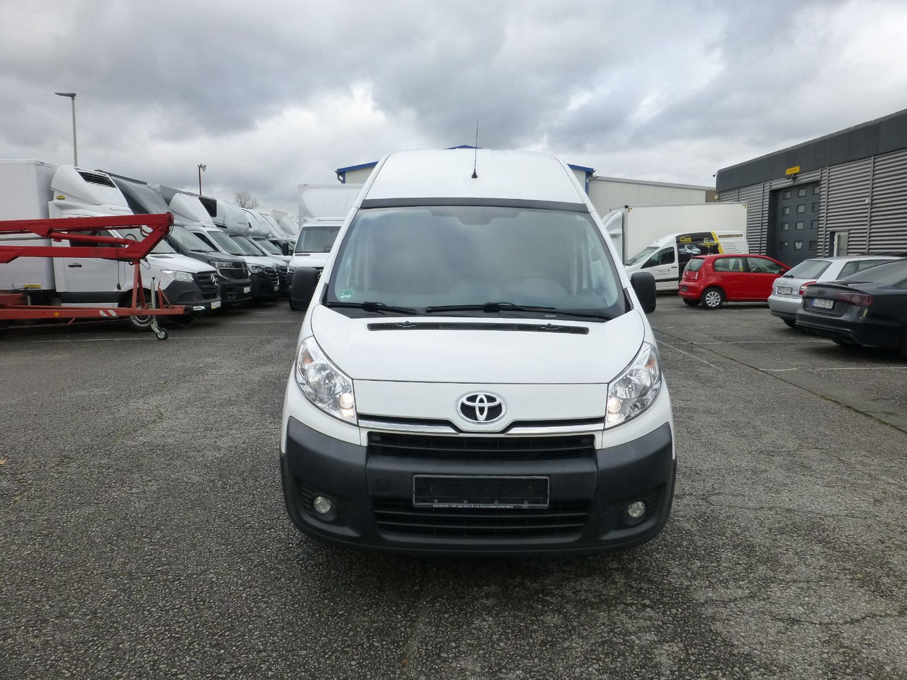 Toyota PROACE 2.0d L2H2 Klima Standheizung - Malá dodávka: obrázek 3 Toyota PROACE 2.0d L2H2 Klima Standheizung - Malá dodávka: obrázek 3