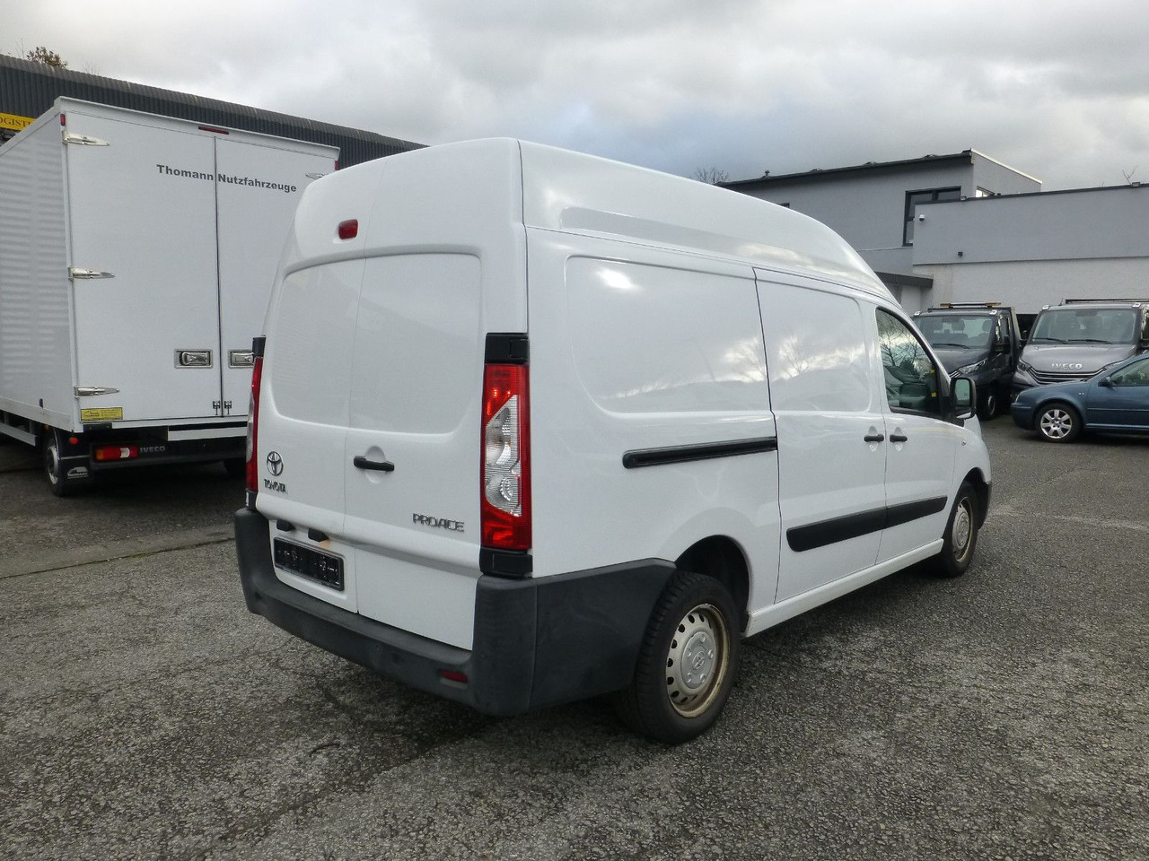 Toyota PROACE 2.0d L2H2 Klima Standheizung - Malá dodávka: obrázek 5 Toyota PROACE 2.0d L2H2 Klima Standheizung - Malá dodávka: obrázek 5